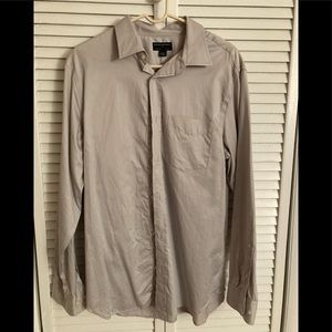 Men’s Banana Republic Long Sleeve Dress Shirt.
